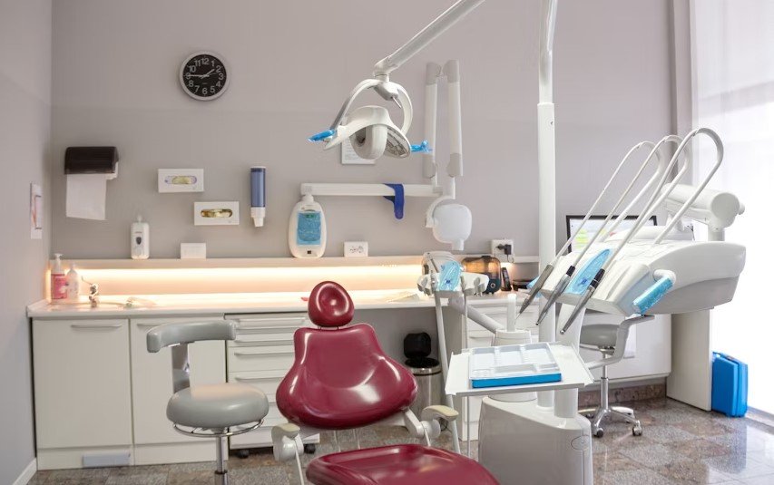 Best Dental Hospital In Abu Dhabi.jpg